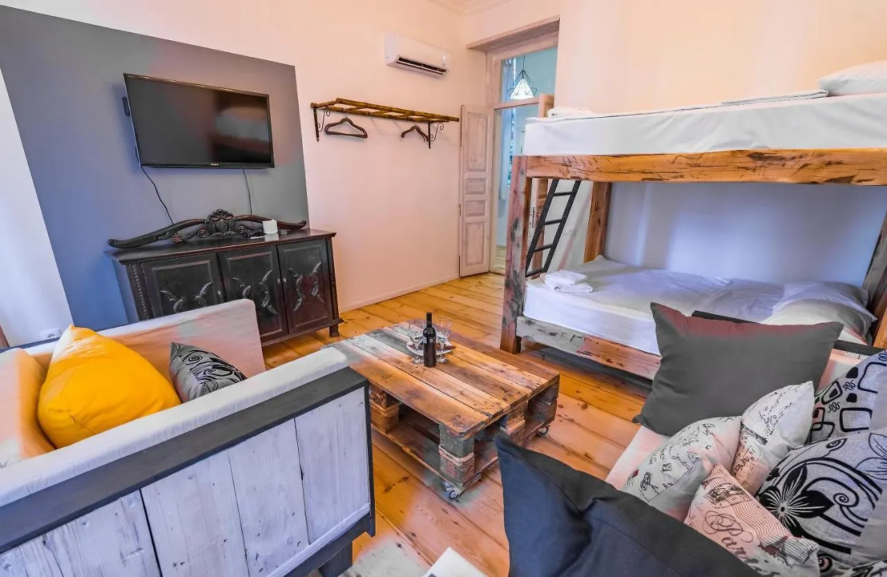 Hb Apartments Vasil Petriashvili Tbilisi